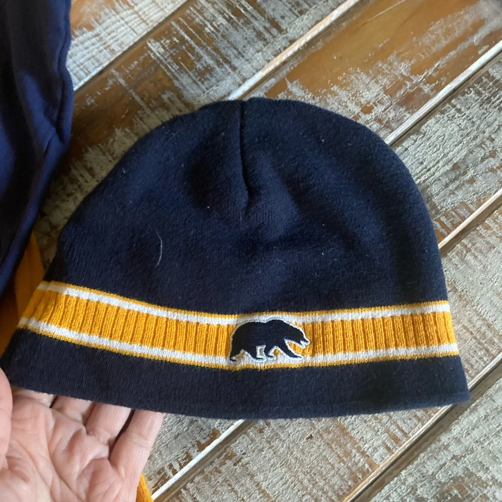 Knights Apparel Cal Berkeley Gold and Navy Collegiate Pullover - Picture 4 of 4